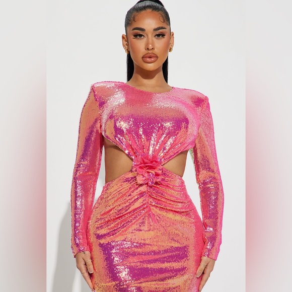 Fashion Nova Luxe Tristy Rushed Sequin Gown-Hot Pink-Size M NWT💕 - Picture 5 of 9